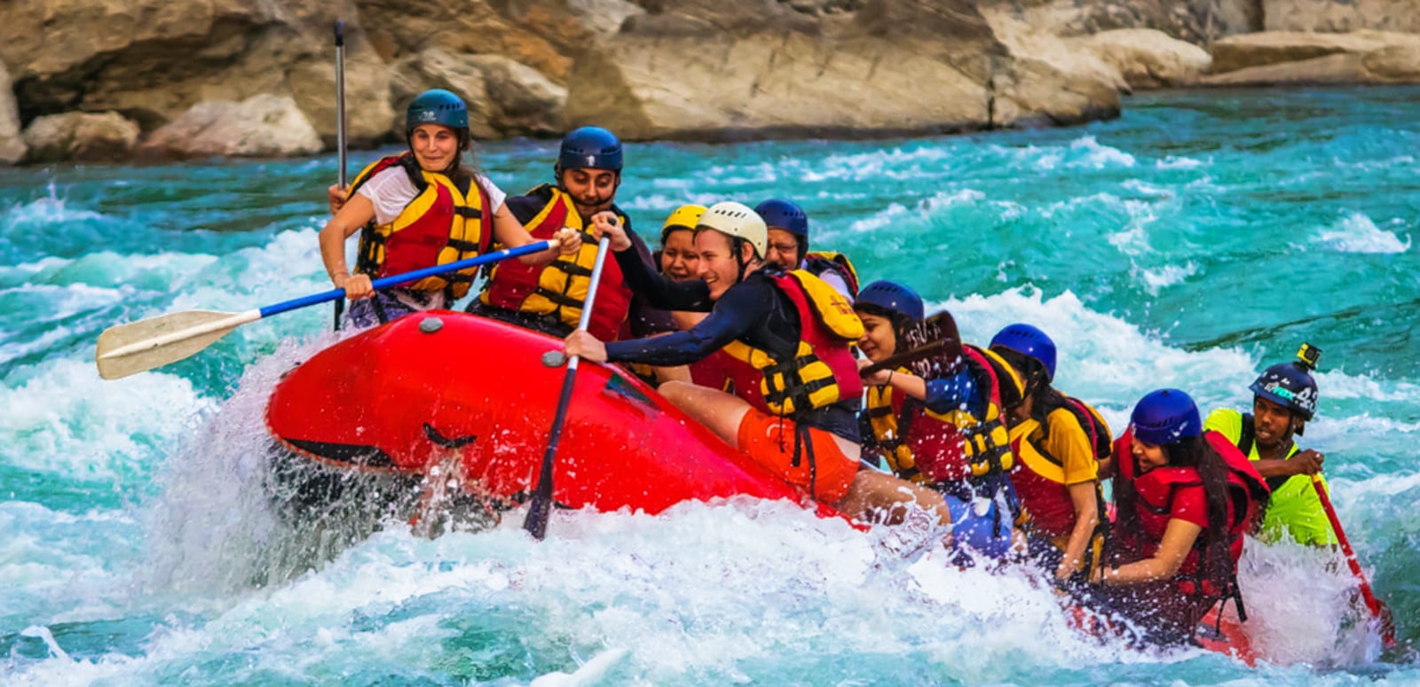 Girls Gang wander tour