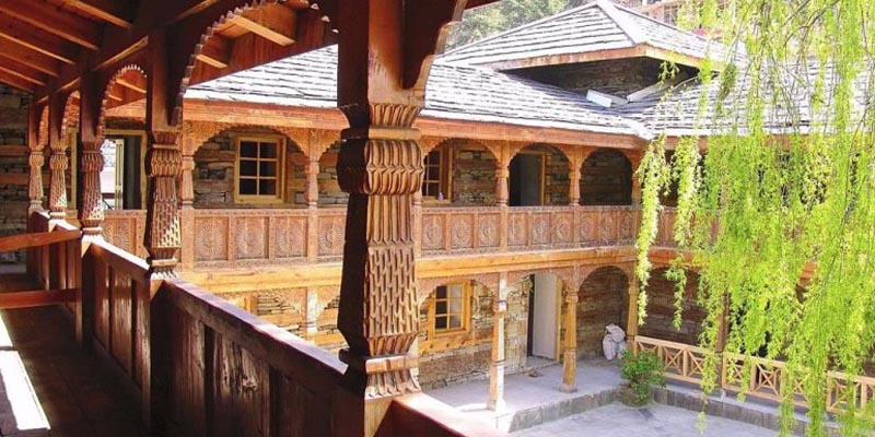 Famous place to visit - Naggar Casle, Manali