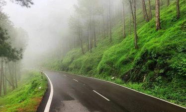 Chandigarh to Kasauli taxi service with IXC Travels